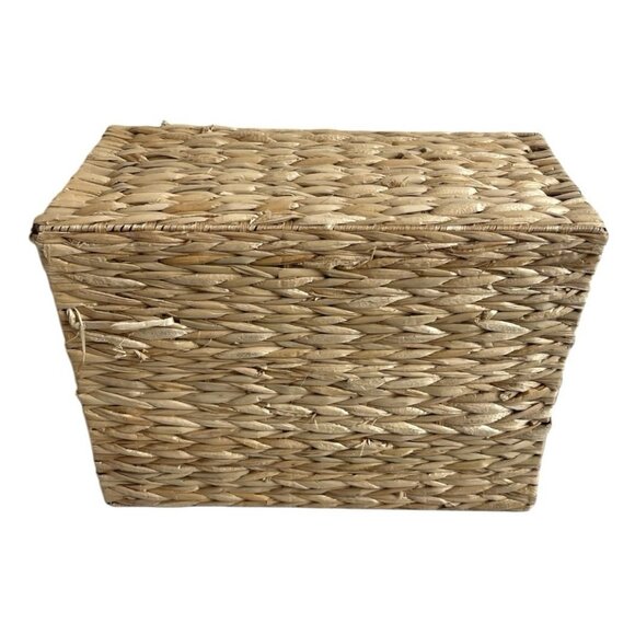 Large Tan Wicker Storage Basket Crate with Handles Home Organizer 15"x11.5"x7.5” - Picture 6 of 6